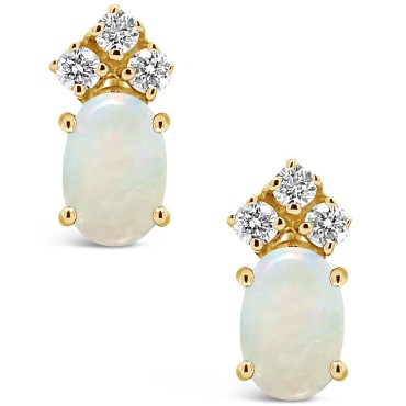 Diamond (1/8 ct) Stu...